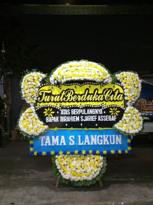 Papan Bunga Duka di Wumialo